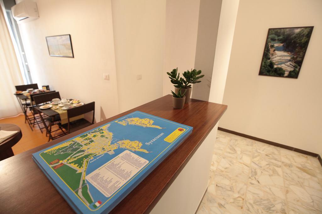 B&B Tari Сиракуза Екстериор снимка